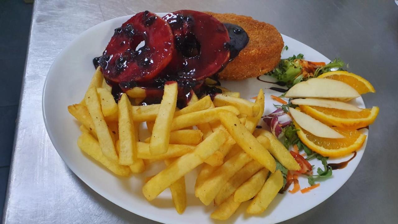 Pensiune Restaurant Ovidiu Valea lui Mihai Екстериор снимка