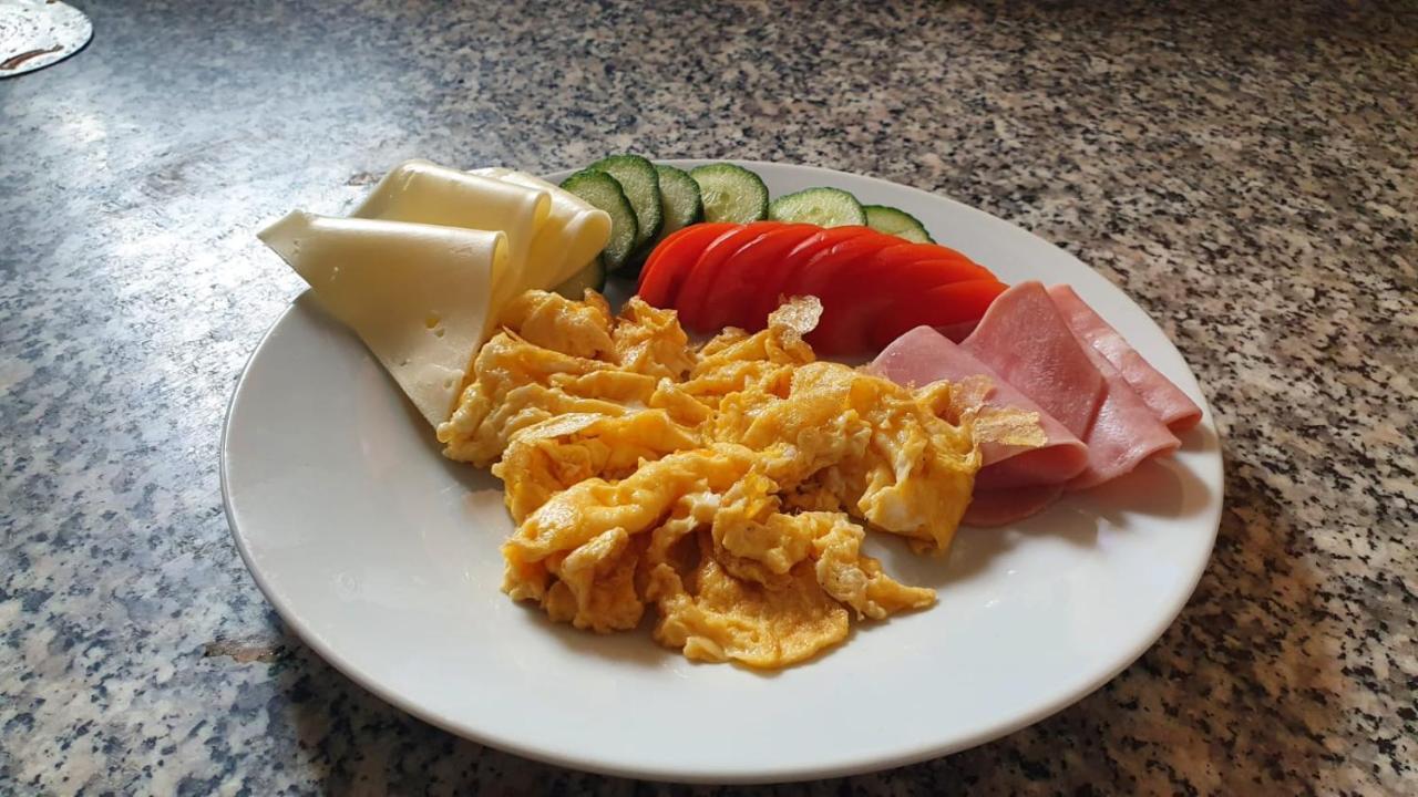 Pensiune Restaurant Ovidiu Valea lui Mihai Екстериор снимка