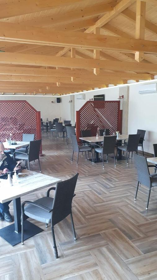 Pensiune Restaurant Ovidiu Valea lui Mihai Екстериор снимка