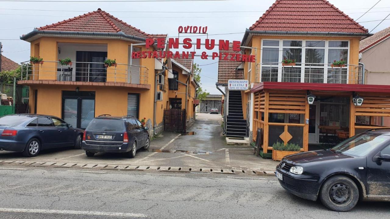 Pensiune Restaurant Ovidiu Valea lui Mihai Екстериор снимка