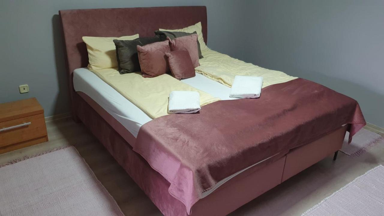 Pensiune Restaurant Ovidiu Valea lui Mihai Екстериор снимка